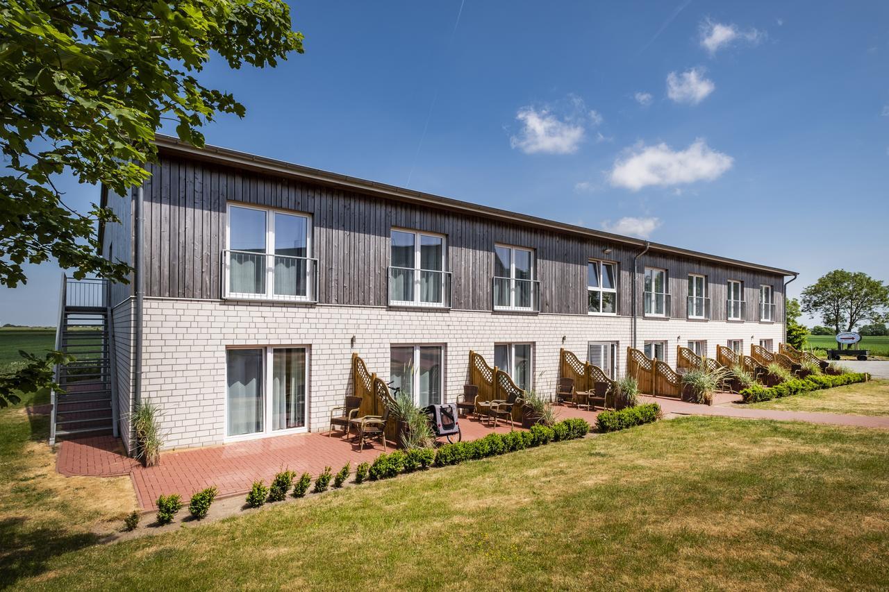 Hotel, Restaurant, Cafe Pharisaeerhof - Nordseeurlaub Mit Hund Nordstrand Exterior foto